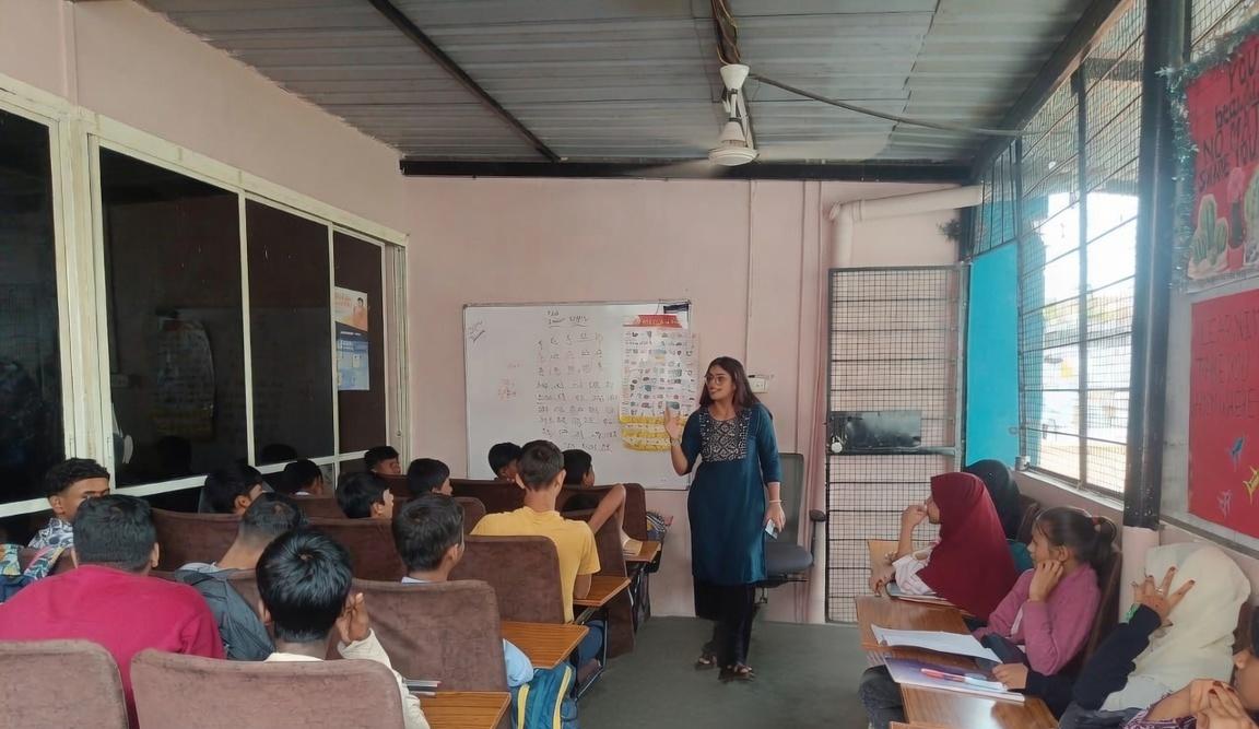 Fellows conducting a school workshop